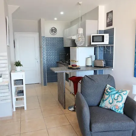 Ocean View Deluxe Apartman